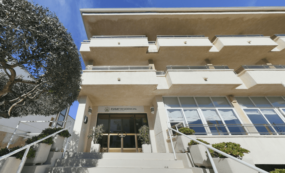 Entrada residencia